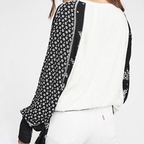 Free People Auxton Thermal Waffle Black White Floral Print Oversized Top XS - Picture 2 of 14